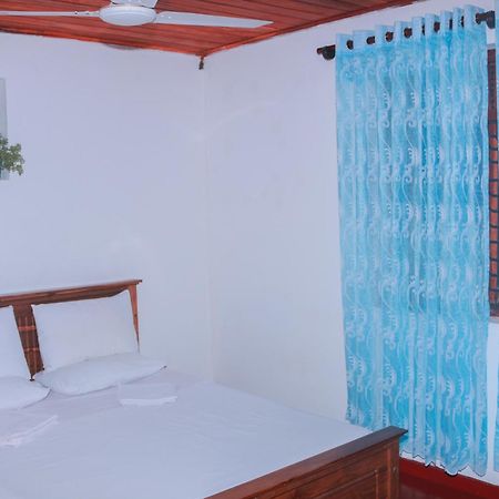 Hotel Golden Bell Tangalle Dış mekan fotoğraf